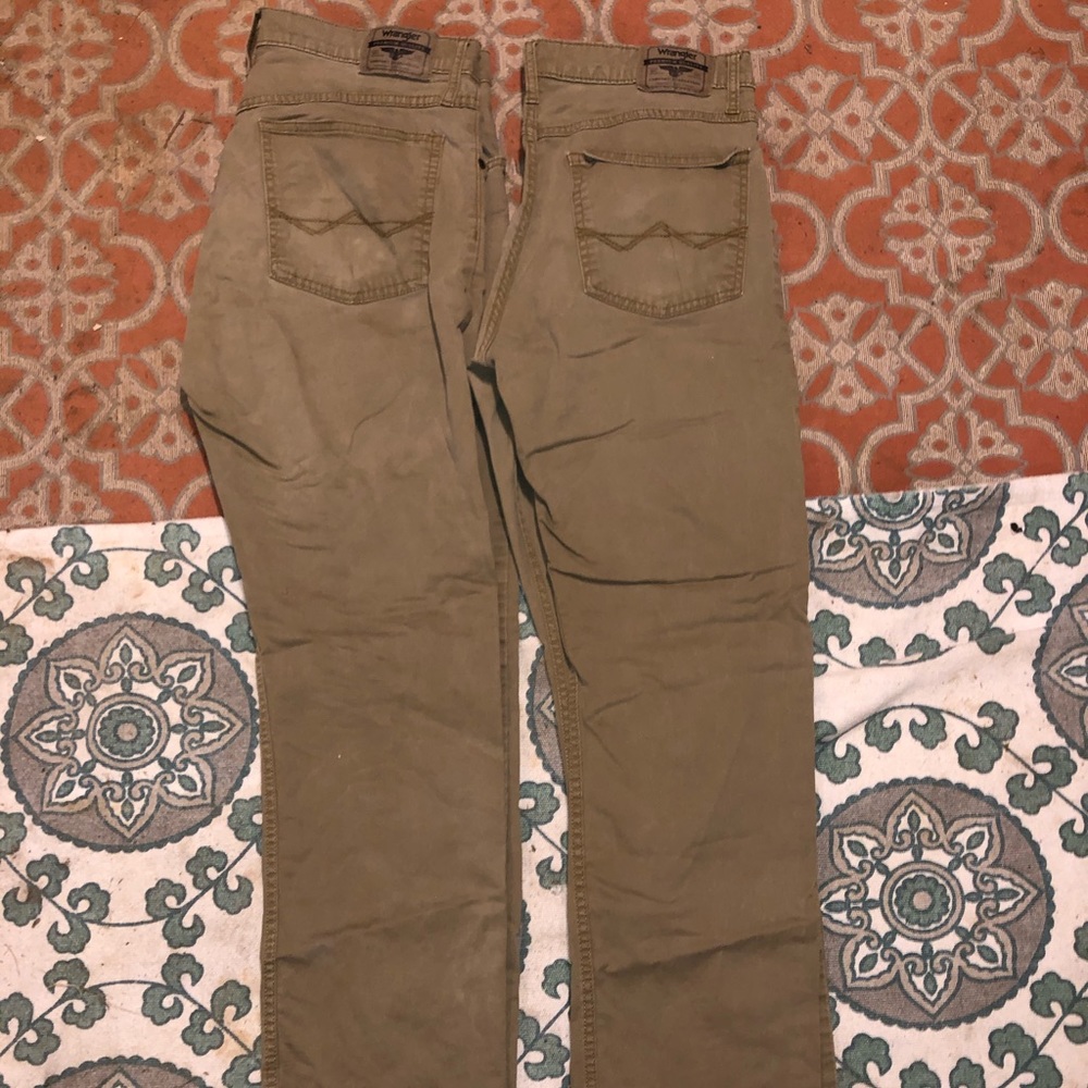 Men’s khaki pants bundle